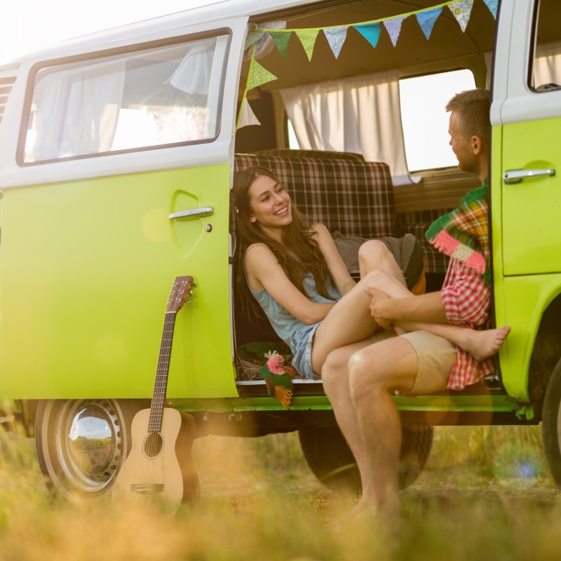 Campingbus mit Aufstelldach oder kompaktem Wohnaufbau – Van für Kurztrips